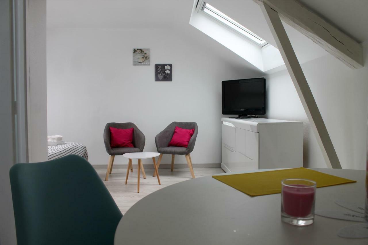 Gite Le Jardinier Épinal Exteriör bild